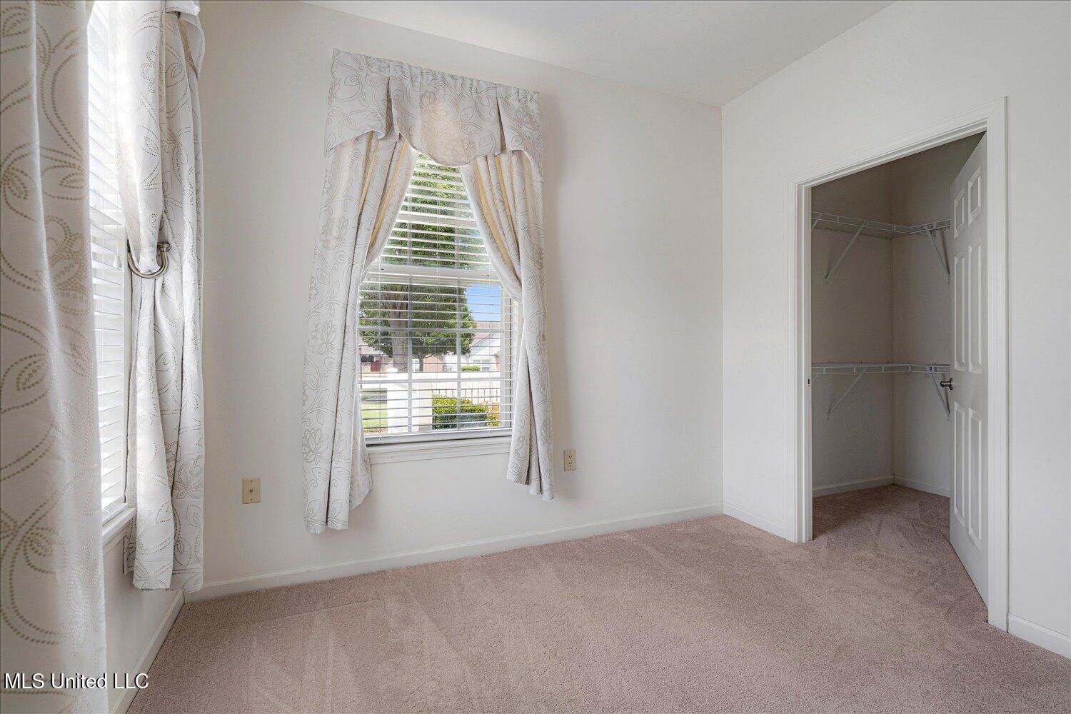 8817 Parkview Oaks Circle Olive Branch, MS 38654 - Photo 19 of 27 20-20-2426272mi-8817 Parkview Oaks Cir