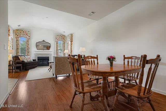 $290,000 | 8817 Parkview Oaks Circle, Olive Branch, MS 38654