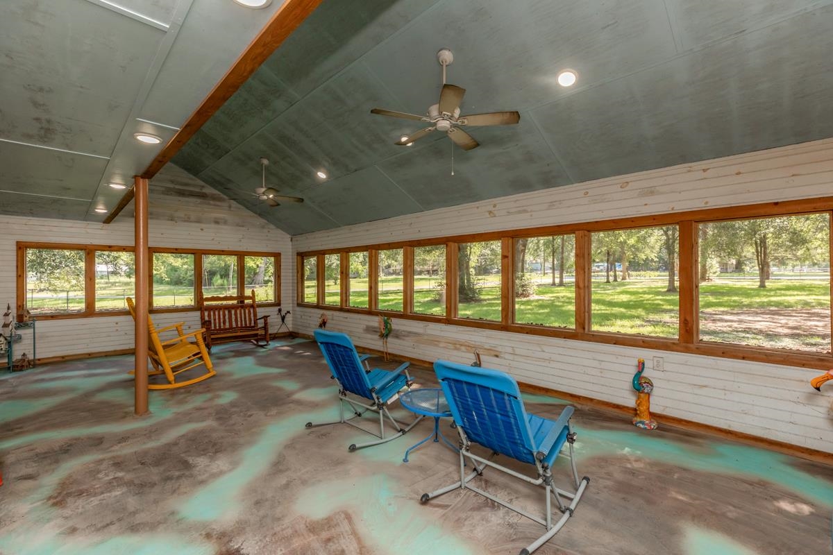 2231 Neyland Road Silsbee, TX 77656 - Photo 6 of 48
