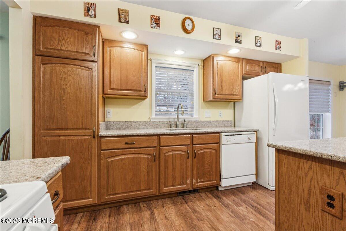 135 Village Road Morganville, NJ 07751 - Photo 5 of 19 09-Image-108