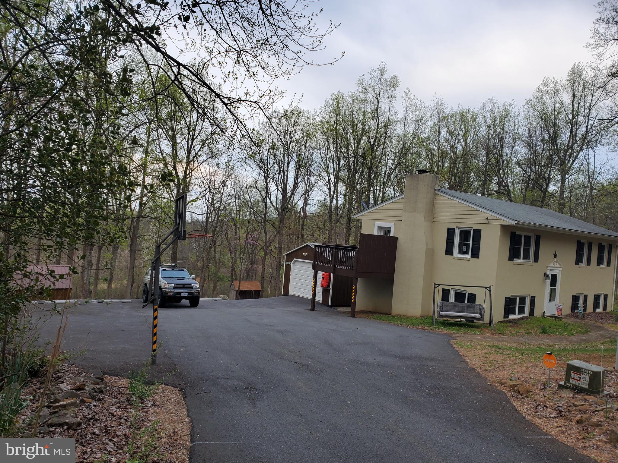 21931 Blue Ridge Mountain Road Paris, VA 20130 - Photo 8 of 61 Gallery Image 8