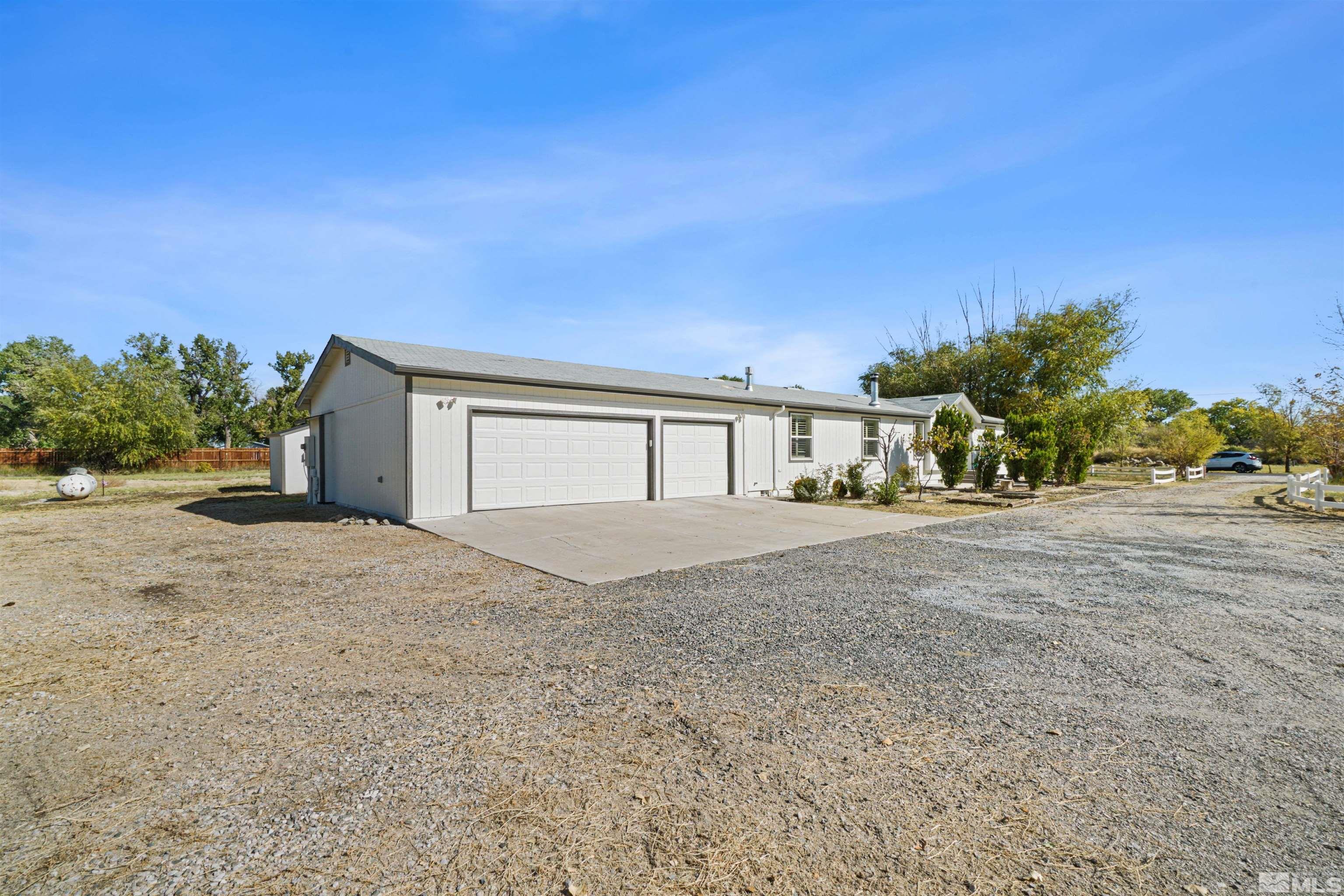 583 Peaceful Way Fallon, NV 89406 - Photo 3 of 36 Photo 3