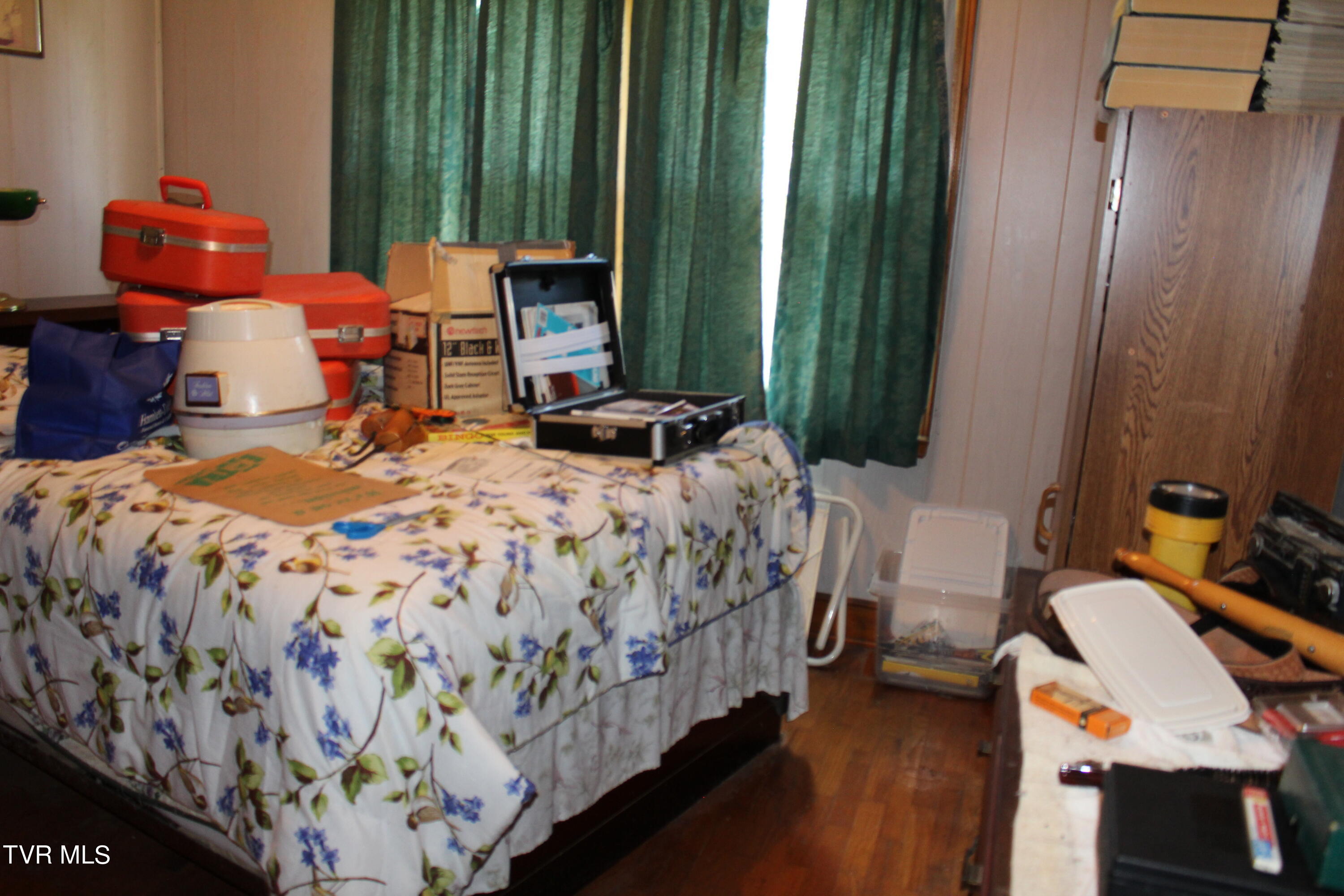 5909 Roseberry Road Kingsport, TN 37660 - Photo 14 of 21 IMG_6512