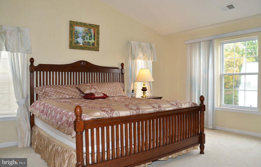 13322 Copper Ridge Road Germantown, MD 20874 - Photo 19 of 30 Bedroom (Master)