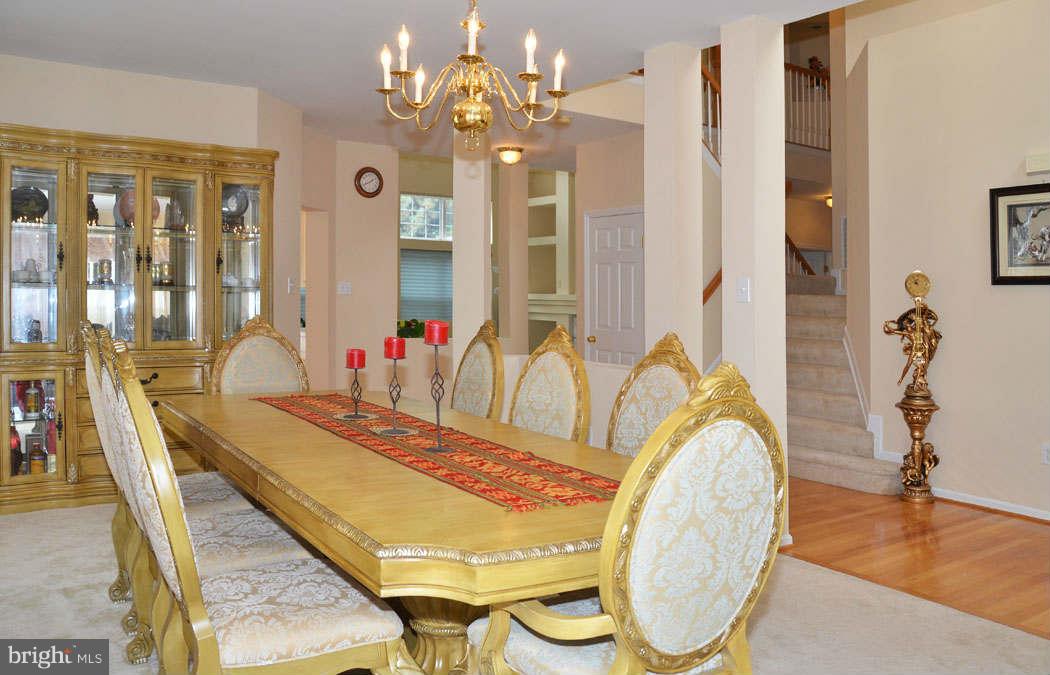 13322 Copper Ridge Road Germantown, MD 20874 - Photo 5 of 30 Dining Room
