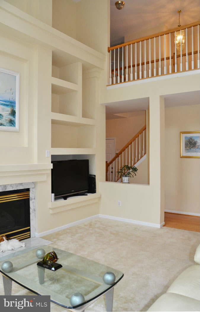 13322 Copper Ridge Road Germantown, MD 20874 - Photo 10 of 30 Family Room