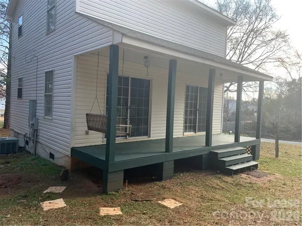 $1,999 | 7469 Katherine Drive, Denver, NC 28037