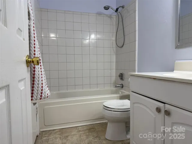 $138,000 | 4823 Spring Lake Drive, Unit A, Charlotte, NC 28212