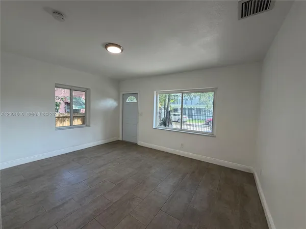 $1,900 | 7712 Northeast 1st Court, Miami, FL 33138