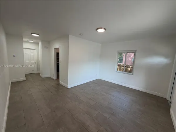 $1,900 | 7712 Northeast 1st Court, Miami, FL 33138