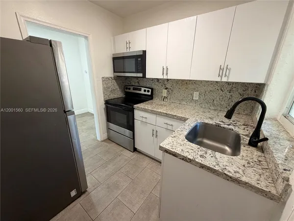 $1,900 | 7712 Northeast 1st Court, Miami, FL 33138