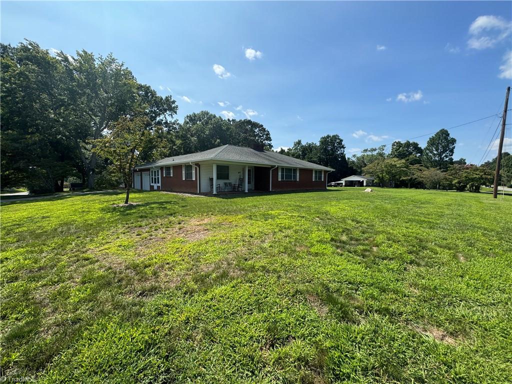 147 Follansbee Road Winston-Salem, NC 27107 - Photo 2 of 20 Gallery Image 2