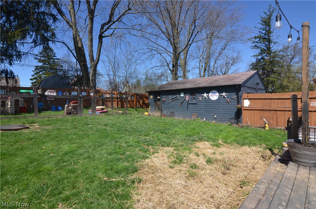 378 Taylor Road Mansfield, OH 44903 - Photo 45 of 48 View of yard
