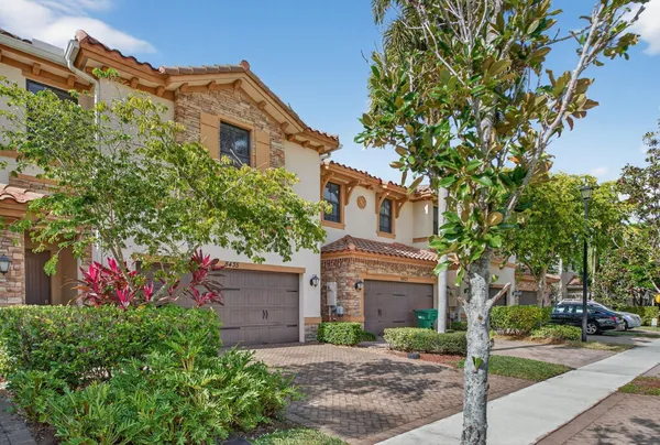 $3,995 | 8435 Blue Cove Way, Parkland, FL 33076