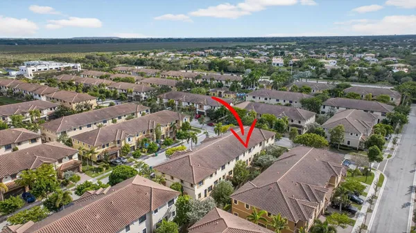 $3,995 | 8435 Blue Cove Way, Parkland, FL 33076