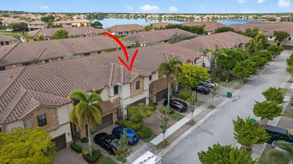 $3,995 | 8435 Blue Cove Way, Parkland, FL 33076