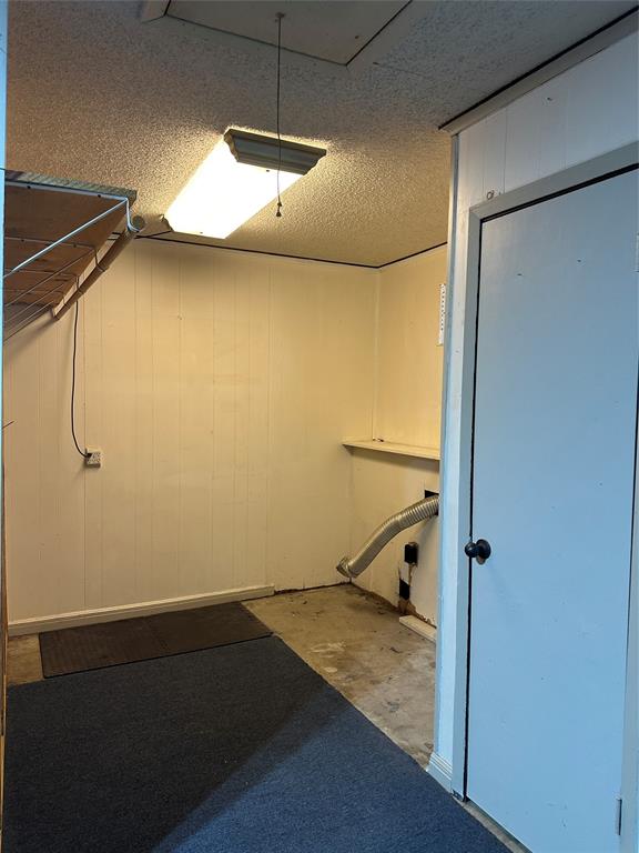 137 Oakview Circle Waco, TX 76705 - Photo 31 of 35 a view of an empty room