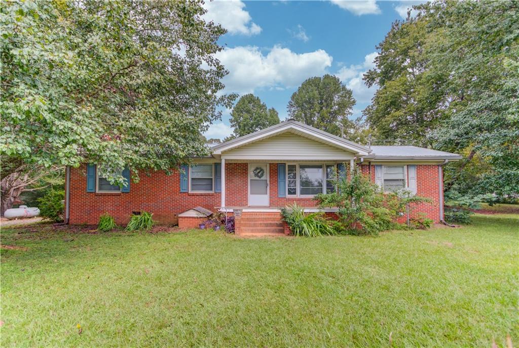 995 Thacker Road Clarkesville, GA 30523 - Photo 1 of 1