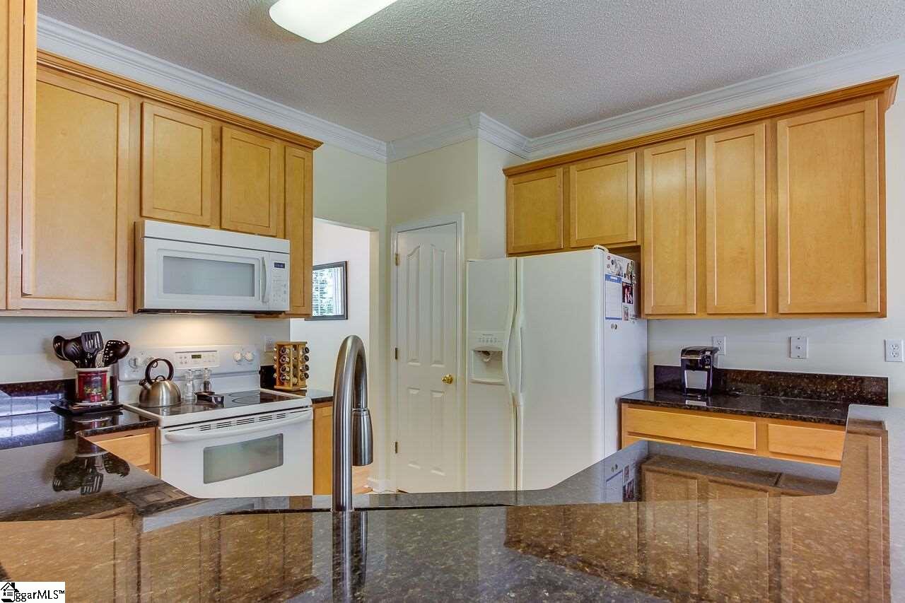 330 Highgate Circle Greer, SC 29650 - Photo 13 of 34 Gallery Image 13
