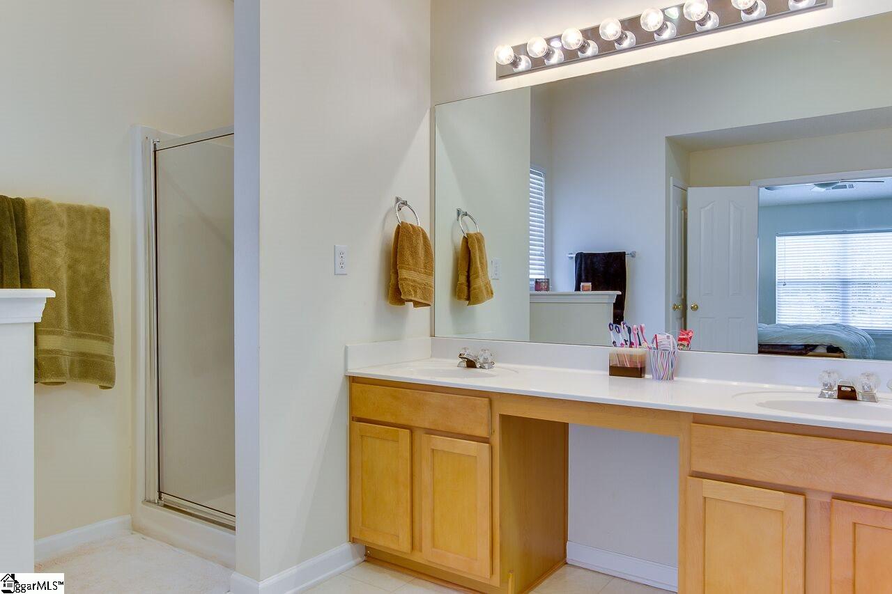 330 Highgate Circle Greer, SC 29650 - Photo 20 of 34 Gallery Image 20