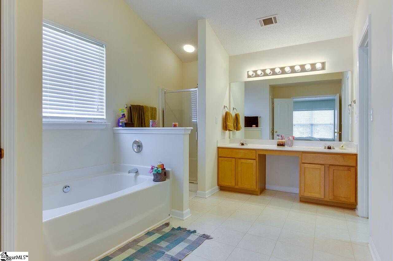 330 Highgate Circle Greer, SC 29650 - Photo 21 of 34 Gallery Image 21