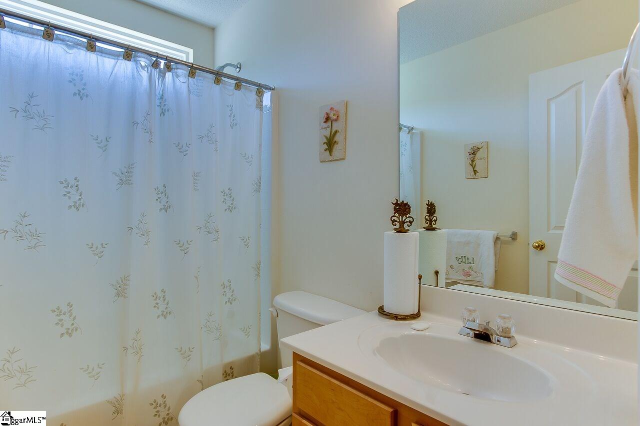 330 Highgate Circle Greer, SC 29650 - Photo 26 of 34 Gallery Image 26