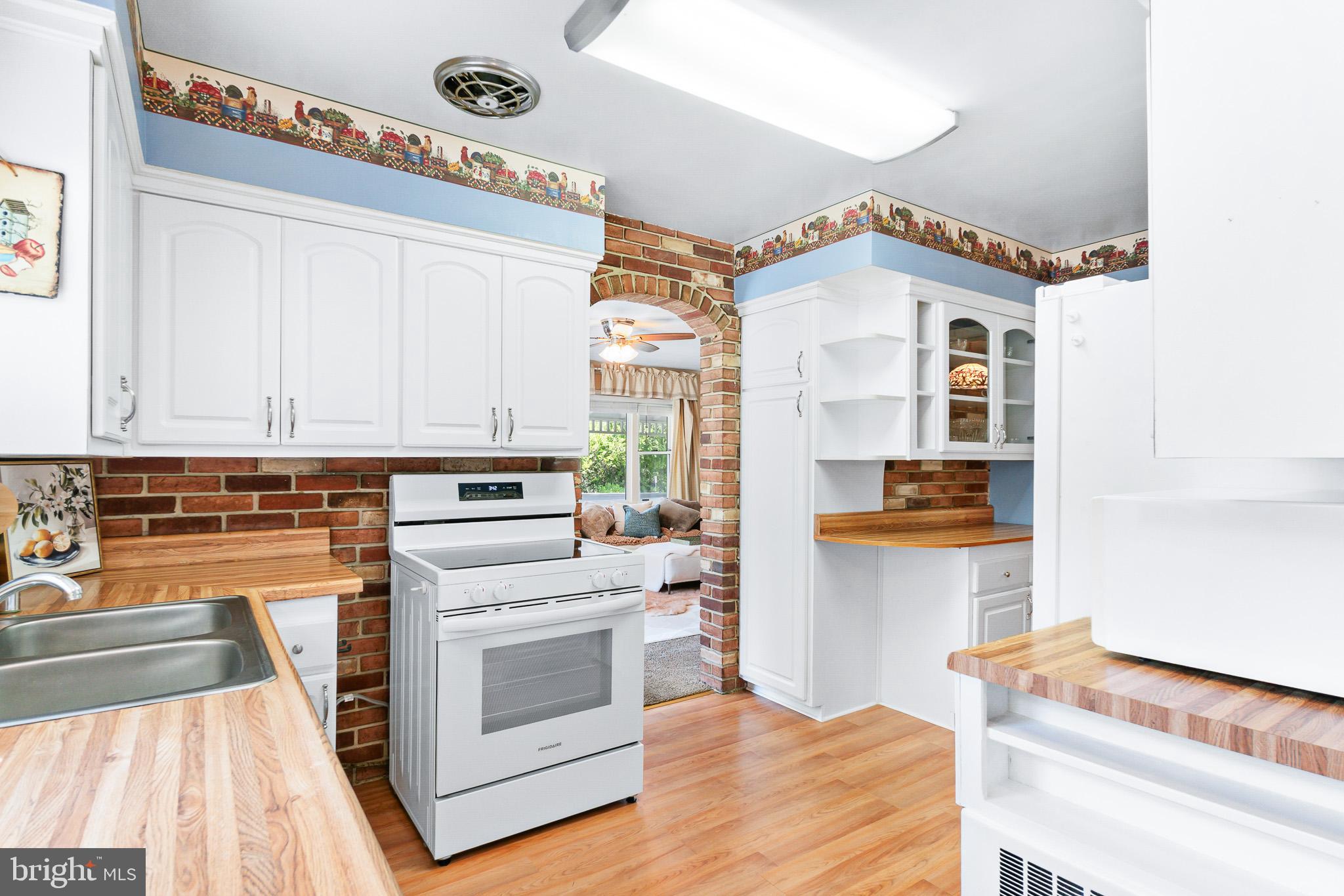 25701 Wright Road Damascus, MD 20872 - Photo 16 of 44
