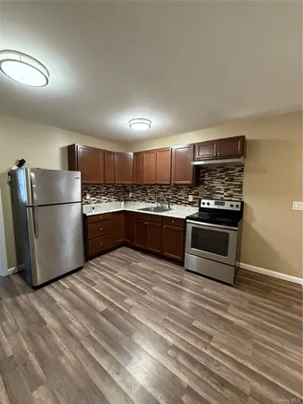 $3,350 | 79 Brook Street, Bay Shore, NY 11706