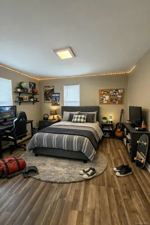 $3,350 | 79 Brook Street, Bay Shore, NY 11706