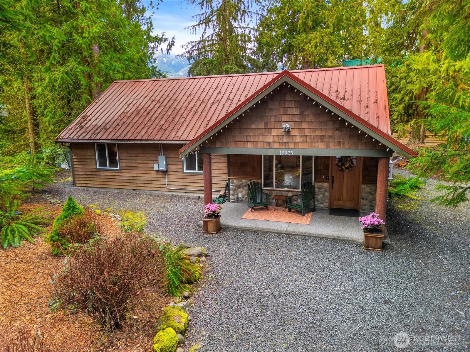 15028 Iceberg Road Deming, WA 98244 - Photo 1 of 32 Gallery Image 1