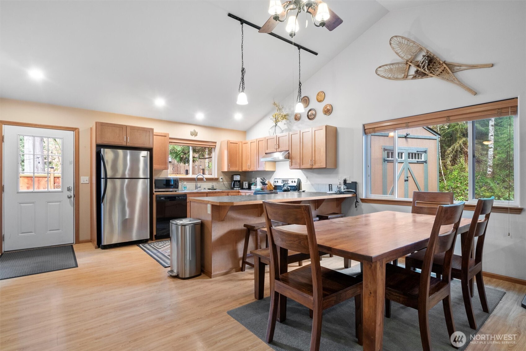 15028 Iceberg Road Deming, WA 98244 - Photo 6 of 32 Gallery Image 6
