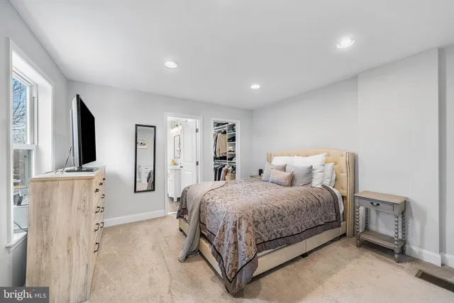 $529,900 | 523 Old Elm Street, Conshohocken, PA 19428