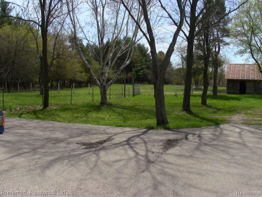 11633 Territorial Road Munith, MI 49259 - Photo 22 of 27 IMG_2096.jpg