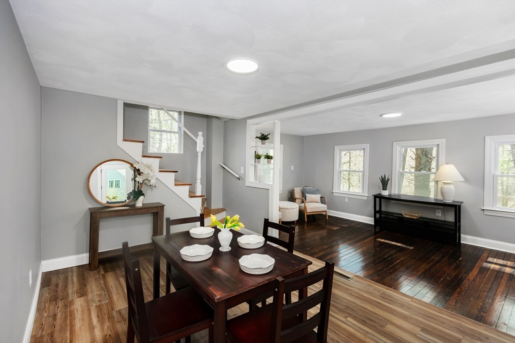 43 Riverside Drive North Reading, MA 01864 - Photo 9 of 21