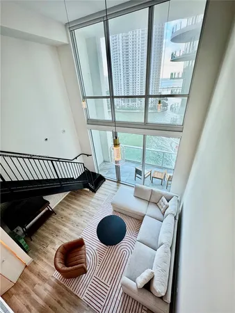 $4,500 | 300 South Biscayne Boulevard, Unit L1210, Miami, FL 33131