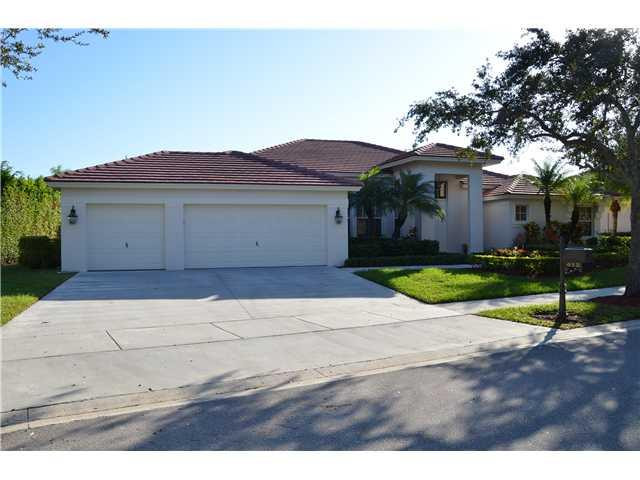 412 Mallard Road Weston, FL 33327 - Photo 13 of 15 Exterior Front