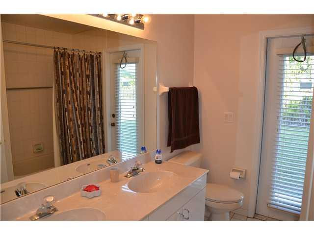 412 Mallard Road Weston, FL 33327 - Photo 8 of 15 Cabana Bath