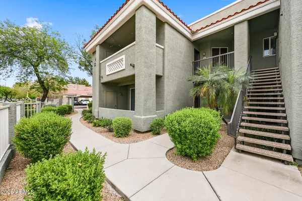 $234,900 | 2929 West Yorkshire Drive, Unit 1022, Phoenix, AZ 85027