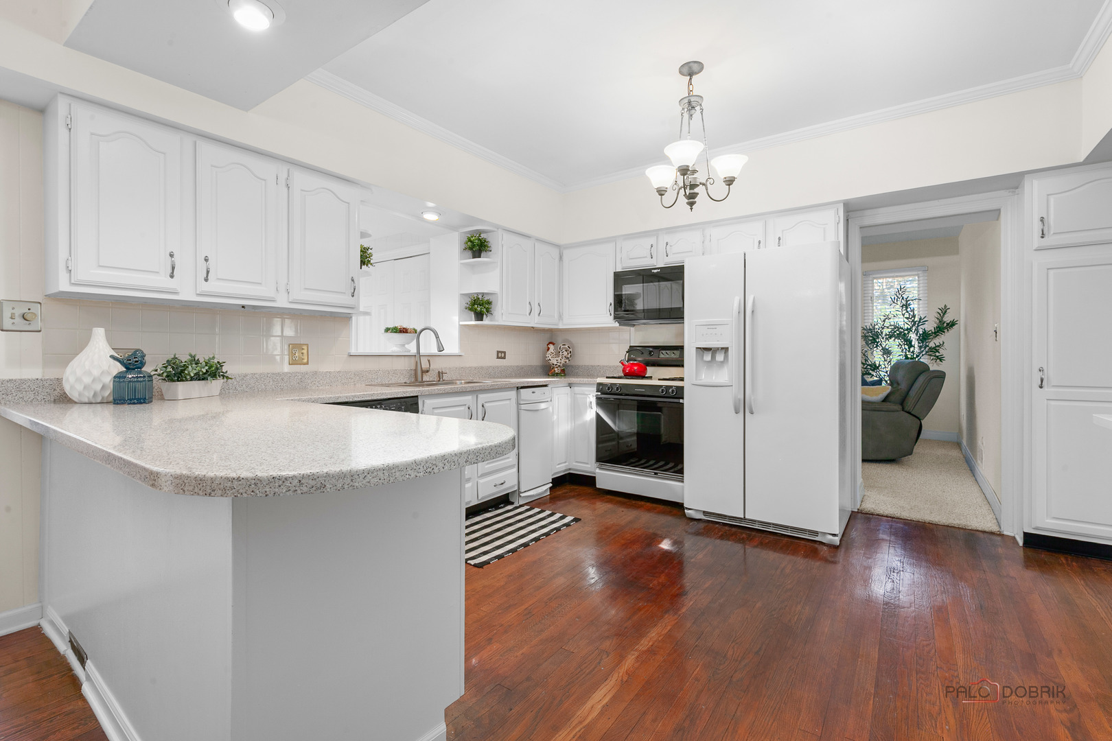 16231 Port Clinton Road Lincolnshire, IL 60069 - Photo 7 of 42