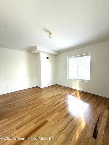 $1,230,000 | 581 West Caswell Avenue | Graniteville