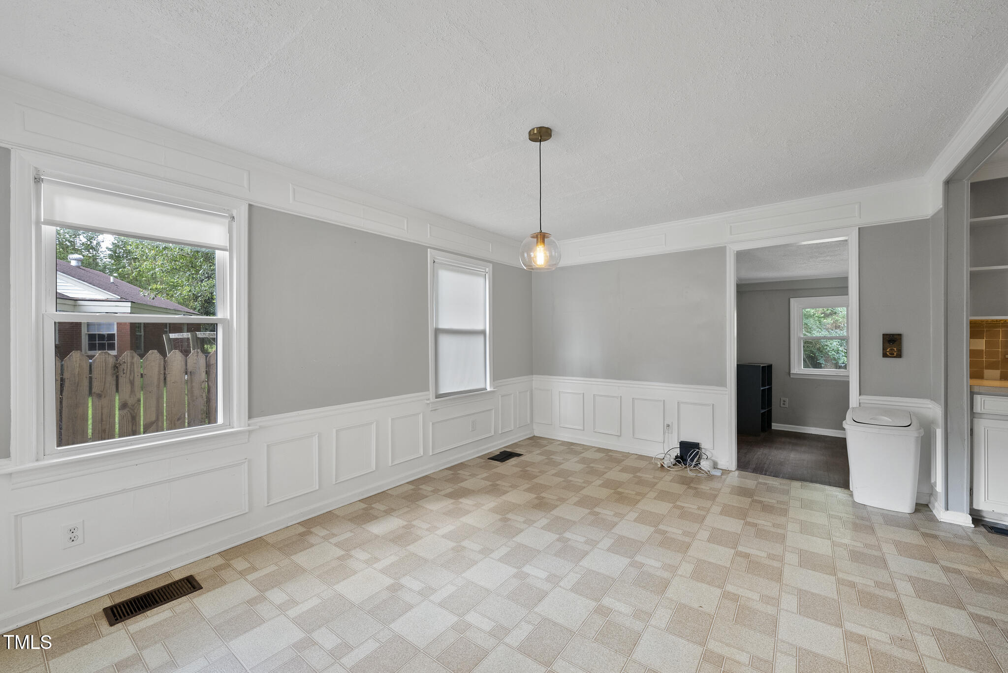 2510 Springhill Avenue Raleigh, NC 27603 - Photo 13 of 18 DSC04927