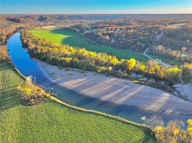 $240,000 | 16 Bobwhite Lane, Crocker, MO 65452