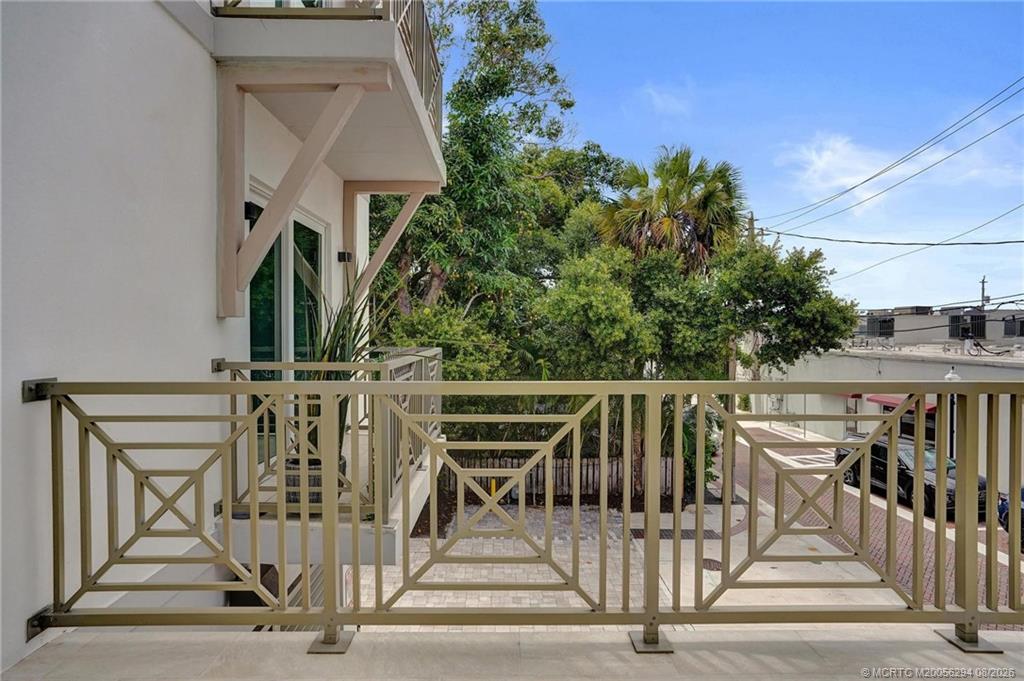 41 Southwest Seminole Street, Unit #209 Stuart, FL 34994 - Photo 19 of 48 Gallery Image 19