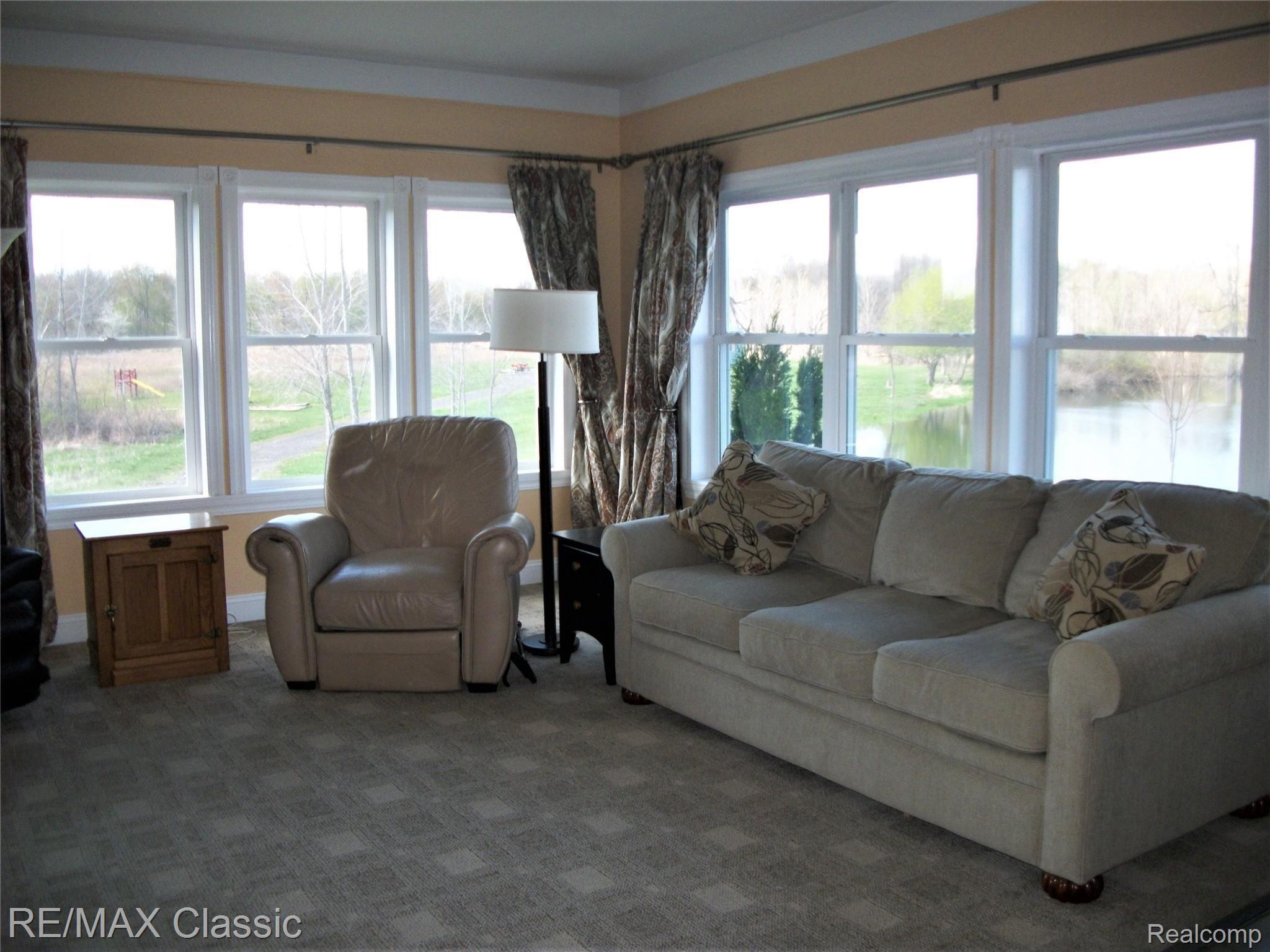 9568 West Vogt Road Fowlerville, MI 48836 - Photo 28 of 66 105_3935.jpg