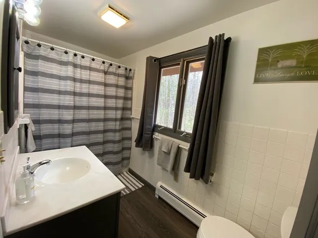 $3,000 | 44 Parker Island Road, Wolfeboro, NH 03894