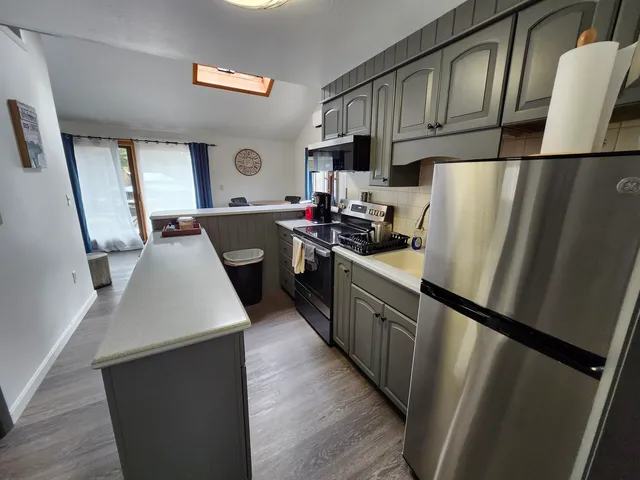 $3,000 | 44 Parker Island Road, Wolfeboro, NH 03894