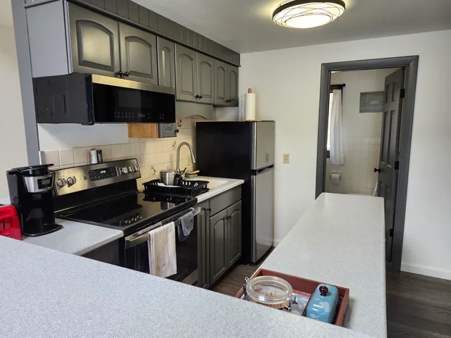 $3,000 | 44 Parker Island Road, Wolfeboro, NH 03894