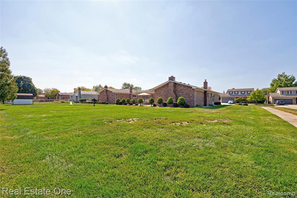 38756 Cheldon Street Clinton Township, MI 48038 - Photo 46 of 49