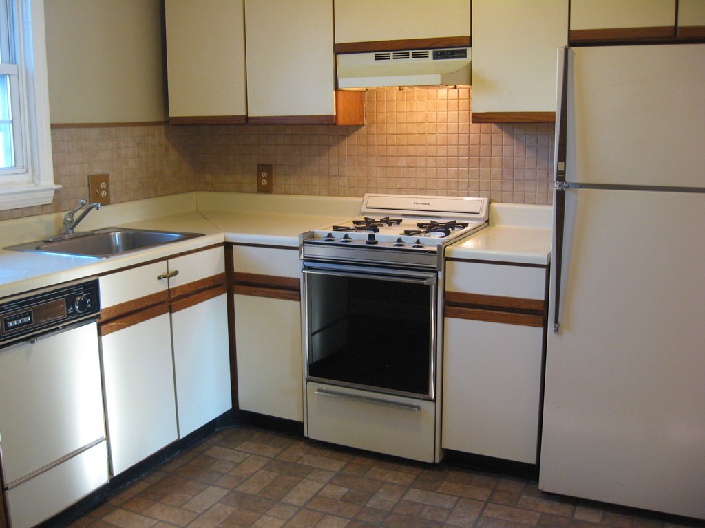 78 Colony Road, Unit 42B West Springfield, MA 01089 - Photo 5 of 19 Gallery Image 5