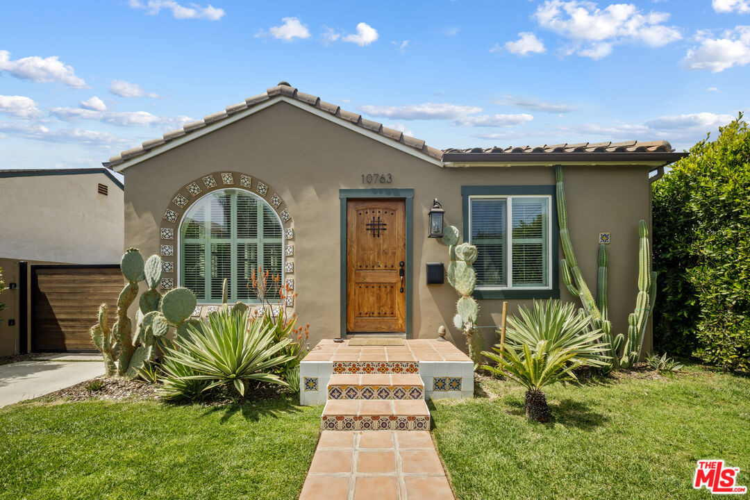 10763 Charnock Road Los Angeles, CA 90034 - Photo 1 of 40 Gallery Image 1